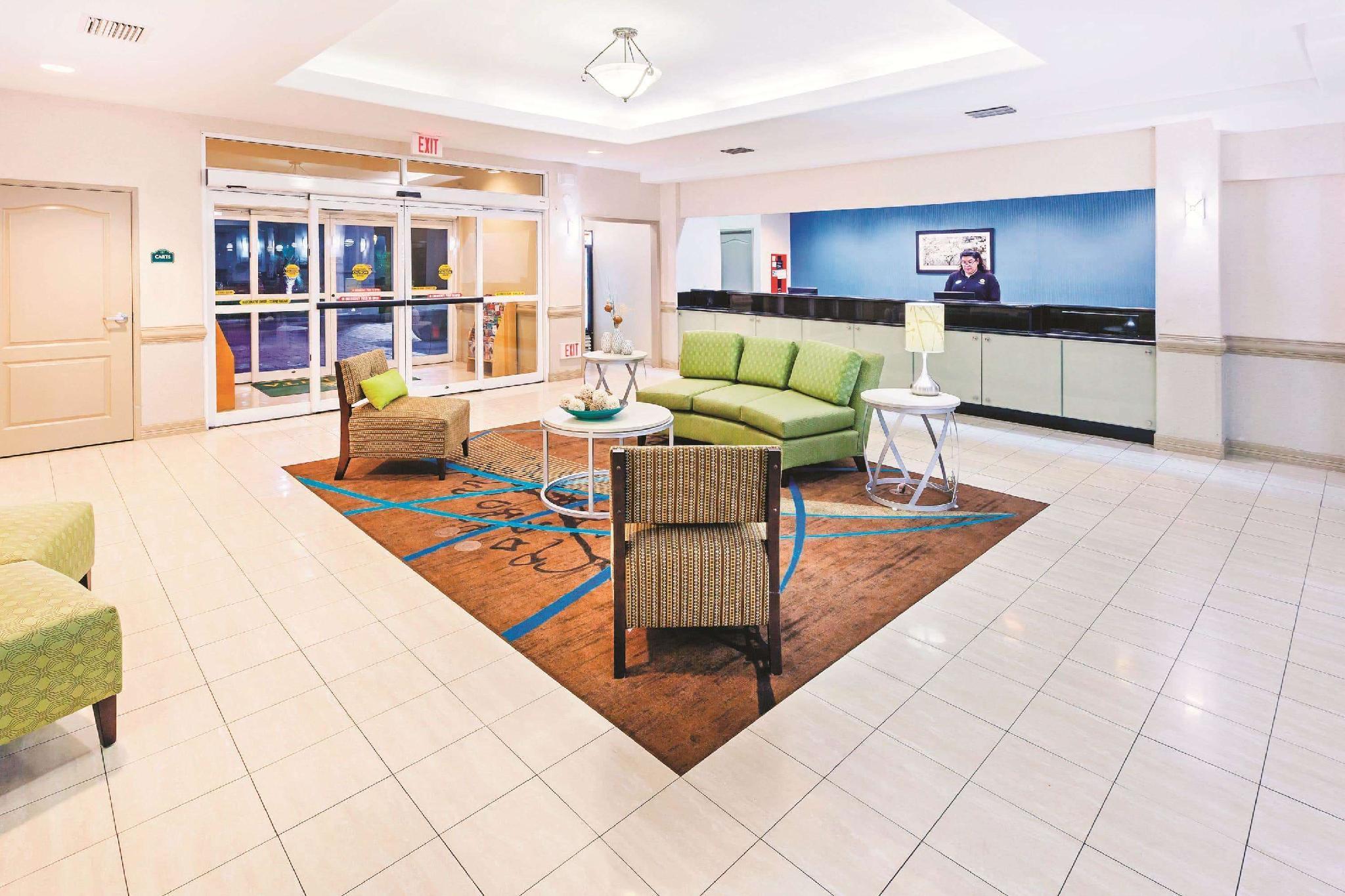 Hotel La Quinta By Wyndham Corpus Christi Airport Extérieur photo